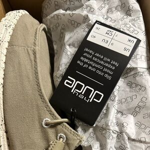 Hey Dude Wendy Grey Casual Shoes